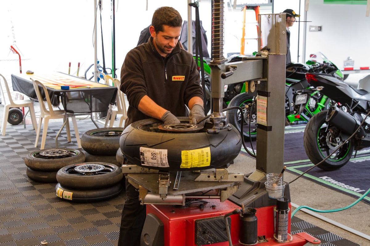 Motorcycle Tire Mount and Balance in Bend, Oregon Cascade Tire
