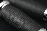 Kuryakyn 1.25 in Thresher Grips 5960